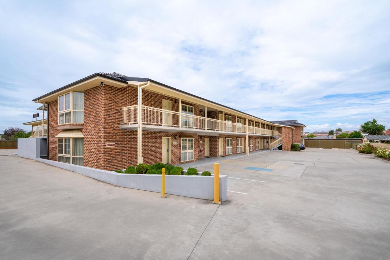 Heritage Inn Bathurst Exterior photo